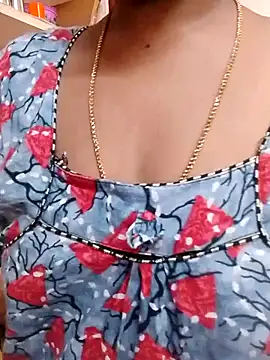 Snapshot of sneha_telugu_girl chatting on March 6, 2:09 am sneha telugu girl online show from March 6, 2:09 am