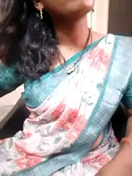 Snapshot of sneha_telugu_girl chatting on November 5, 4:23 am sneha telugu girl online show from November 5, 4:23 am
