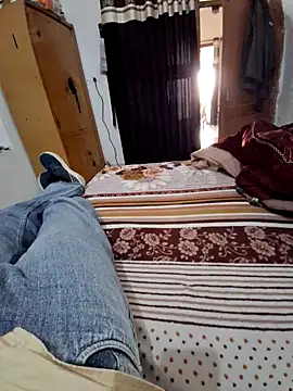 menakshiiikaur online show from December 18, 7:47 am