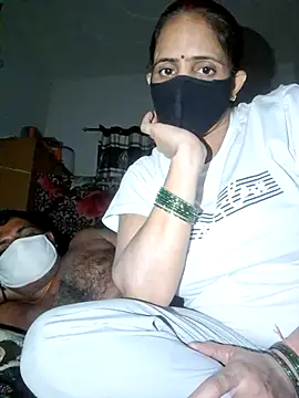 menakshiiikaur online show from September 18, 5:26 pm