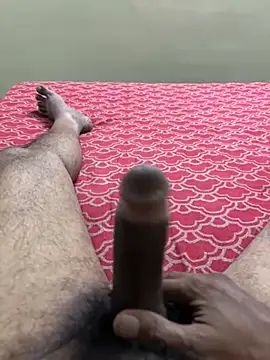 Snapshot of cum4mheaven chatting on December 16, 9:35 am cum4mheaven online show from December 16, 9:35 am