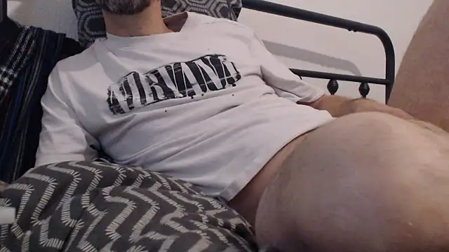 willybewild online show from November 17, 1:44 am