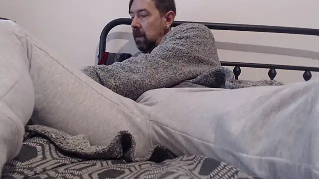 willybewild online show from December 2, 10:31 am