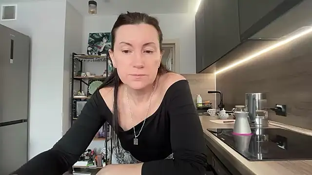 jainesummer online show from March 4, 6:41 am