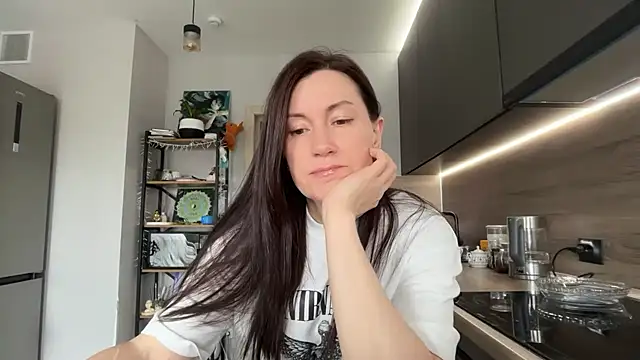 jainesummer online show from April 7, 8:15 am