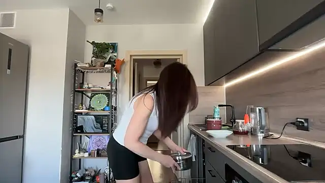 jainesummer online show from April 16, 8:26 am