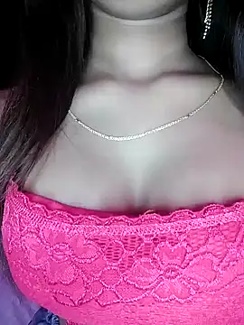 Snapshot of Esha_Babyy chatting on December 23, 6:05 pm Esha Babyy online show from December 23, 6:05 pm