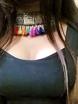 Snapshot of Esha_Babyy chatting on January 3, 1:36 pm Esha Babyy online show from January 3, 1:36 pm