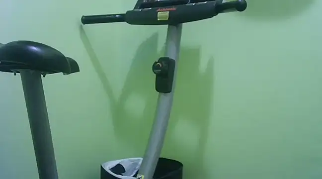 loganwolverine02 online show from January 4, 9:09 pm