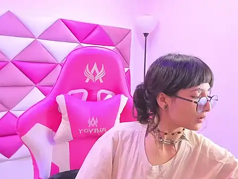 Danny Face online show from November 10, 2:05 pm