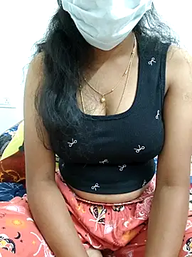 Snapshot of Ammualagitamil chatting on November 4, 5:45 pm Ammualagitamil online show from November 4, 5:45 pm