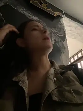 Snapshot of HannaRhodes chatting on November 28, 12:08 pm HannaRhodes online show from November 28, 12:08 pm