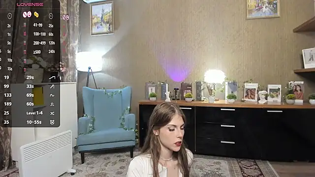 DarleneHatt online show from October 5, 9:34 pm