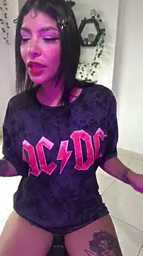 Luna-Chann online show from February 13, 10:39 pm