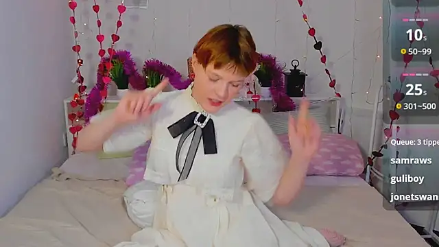 DreamyLuna online show from January 13, 12:09 am