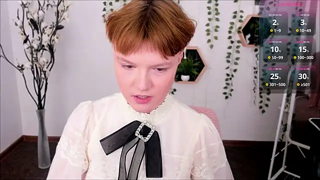 DreamyLuna online show from January 18, 11:33 pm