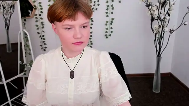 DreamyLuna online show from January 23, 12:25 am