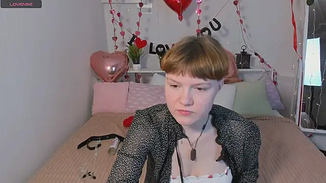 DreamyLuna online show from January 28, 8:36 pm