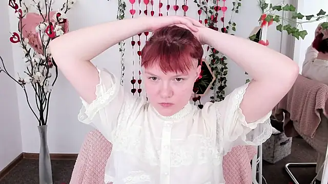 DreamyLuna online show from February 2, 8:41 pm