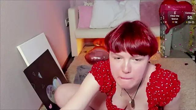 DreamyLuna online show from February 13, 11:58 pm