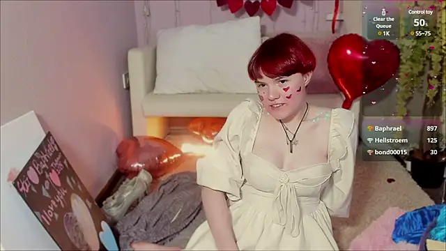 DreamyLuna online show from February 14, 6:02 am