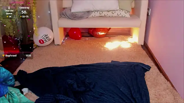 DreamyLuna online show from March 3, 3:30 am