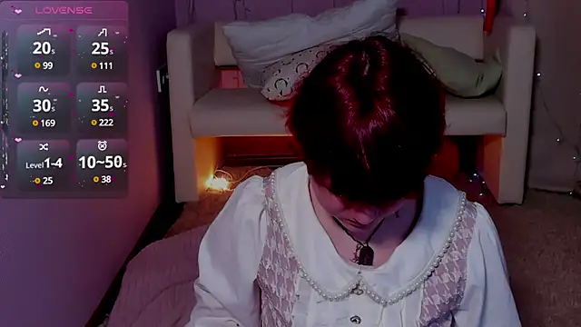 DreamyLuna online show from March 6, 8:37 pm