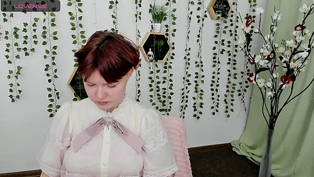 DreamyLuna online show from March 20, 8:40 pm