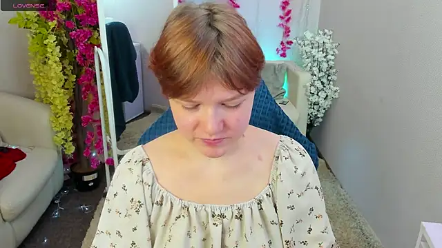 DreamyLuna online show from October 5, 8:29 pm