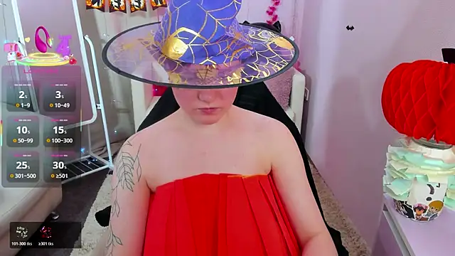 DreamyLuna online show from October 17, 8:55 pm