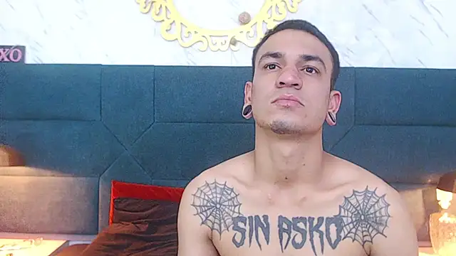 Snapshot of salome_daniel chatting on October 24, 7:43 pm salome daniel online show from October 24, 7:43 pm