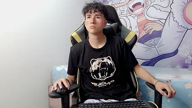 johnny cagee online show from December 24, 7:06 am