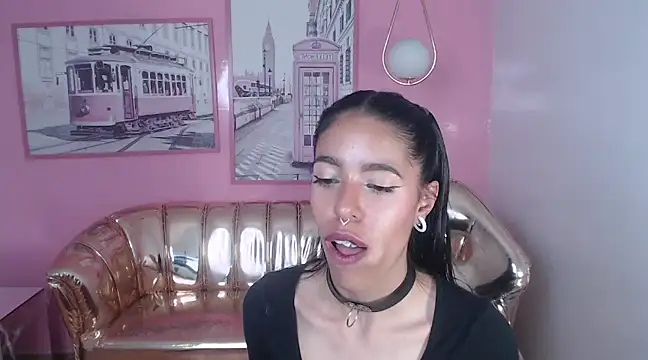 Snapshot of stephania_t chatting on January 31, 4:48 pm stephania t online show from January 31, 4:48 pm
