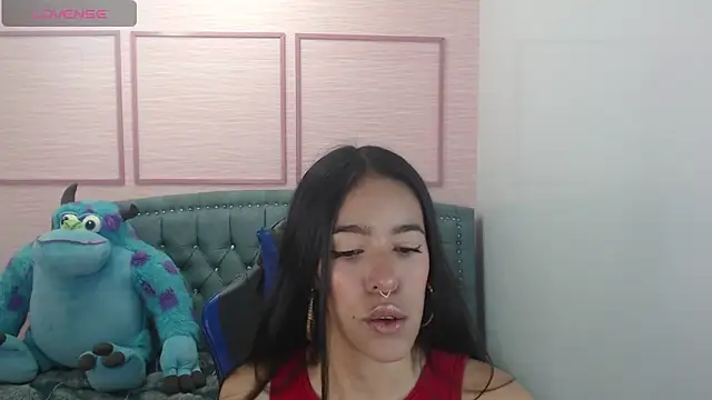 Snapshot of stephania_t chatting on February 3, 10:47 am stephania t online show from February 3, 10:47 am