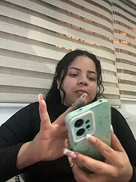 Snapshot of Elaa_euphoria chatting on December 31, 2:19 am Elaa euphoria online show from December 31, 2:19 am