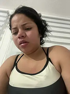 Snapshot of Elaa_euphoria chatting on January 3, 12:52 pm Elaa euphoria online show from January 3, 12:52 pm