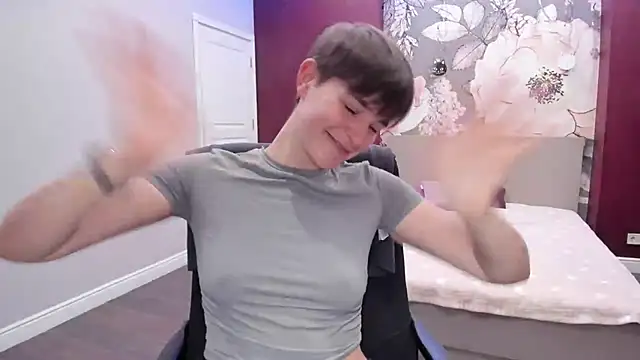 EmiliaYours online show from September 15, 3:12 pm