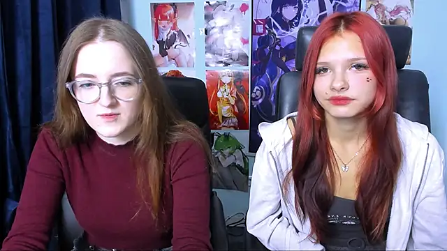 luna berryy online show from December 5, 9:39 am