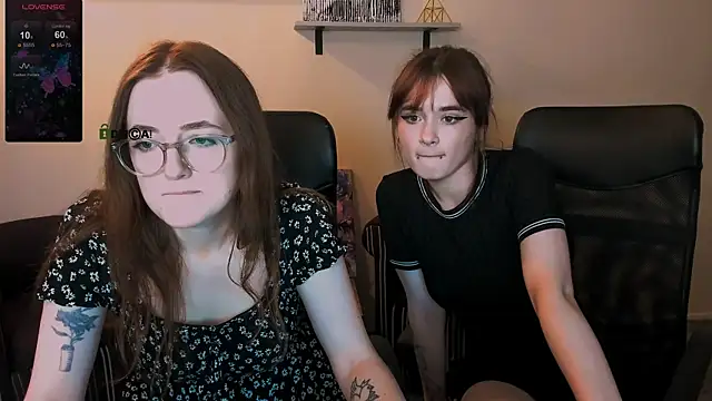 luna berryy online show from December 7, 2:20 am