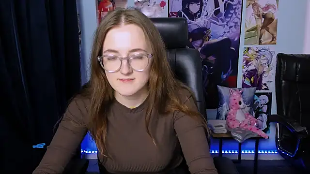 luna berryy online show from December 10, 1:22 am