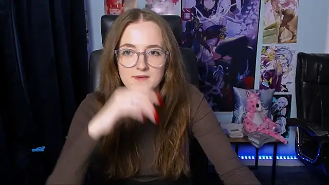 luna berryy online show from December 10, 4:34 am