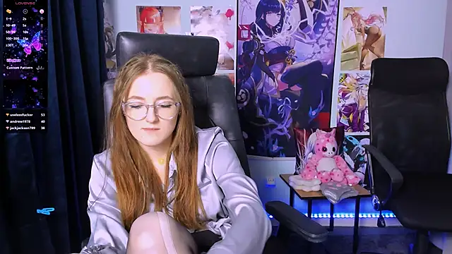 luna berryy online show from December 15, 5:02 am