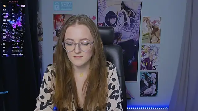 luna berryy online show from December 21, 10:51 pm