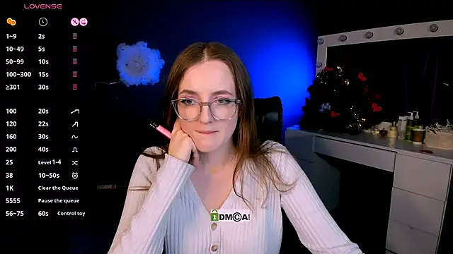 luna berryy online show from February 19, 2:55 am