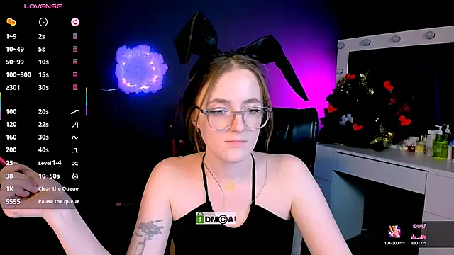 luna berryy online show from February 22, 2:39 am