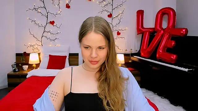 holy kitty online show from February 23, 12:30 am