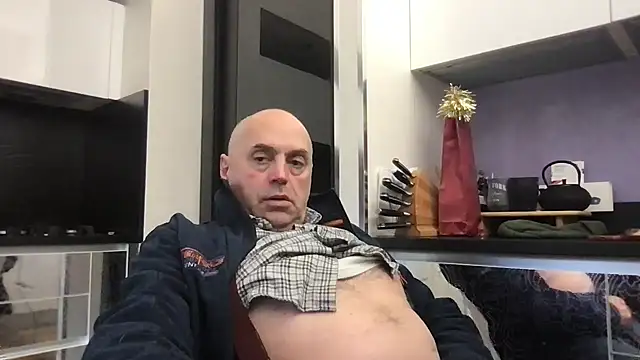 Snapshot of pantomax chatting on January 7, 3:14 pm pantomax online show from January 7, 3:14 pm