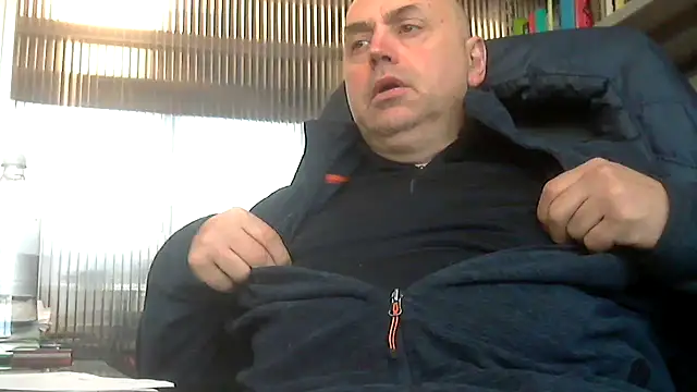 Snapshot of pantomax chatting on January 18, 9:57 am pantomax online show from January 18, 9:57 am