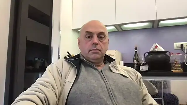 Snapshot of pantomax chatting on February 12, 2:23 pm pantomax online show from February 12, 2:23 pm