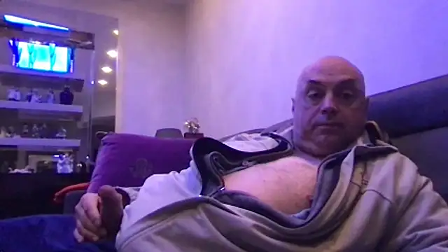 Snapshot of pantomax chatting on February 14, 8:44 am pantomax online show from February 14, 8:44 am